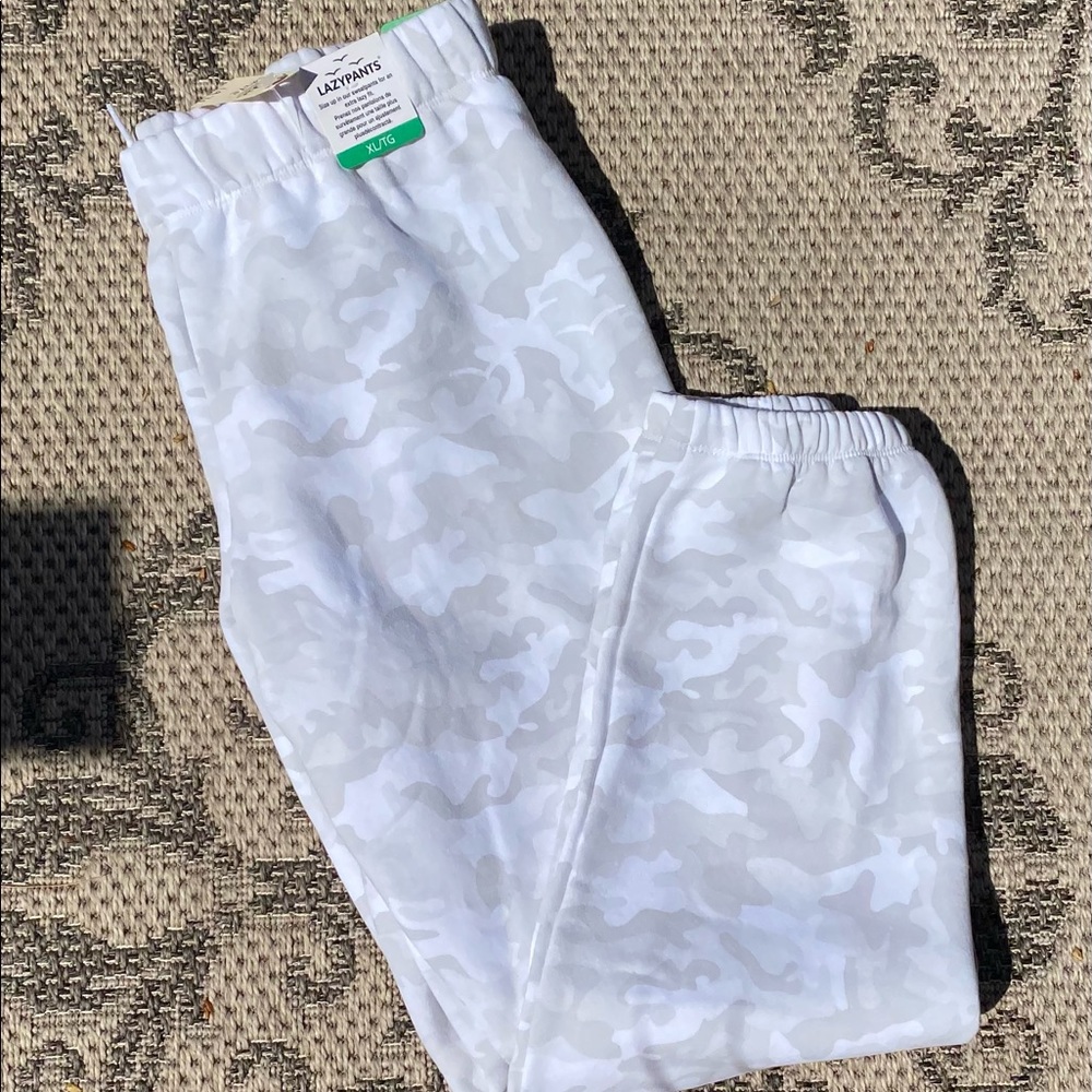 NWT Lazypants